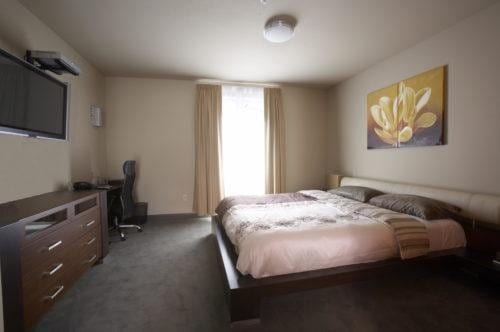 King Bed Room